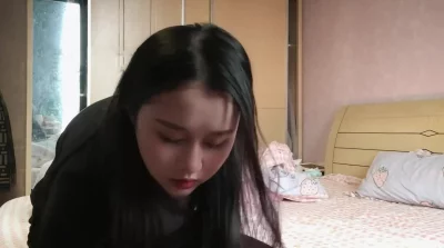 极品微胖小姐姐，脱衣有肉，奶子超级好看，非常喜欢的一个女生，操着很爽